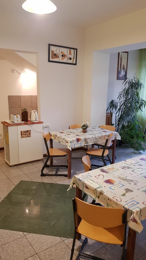 Aquarius Vendeghaz Hotel Szeged Ngoại thất bức ảnh